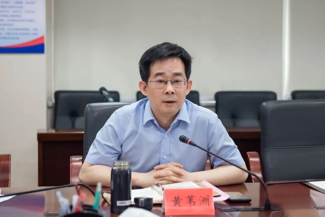 福建信管局一行到福建廣電網(wǎng)絡(luò)、中廣電移動(dòng)福建分公司調(diào)研廣電5G建設(shè)工作