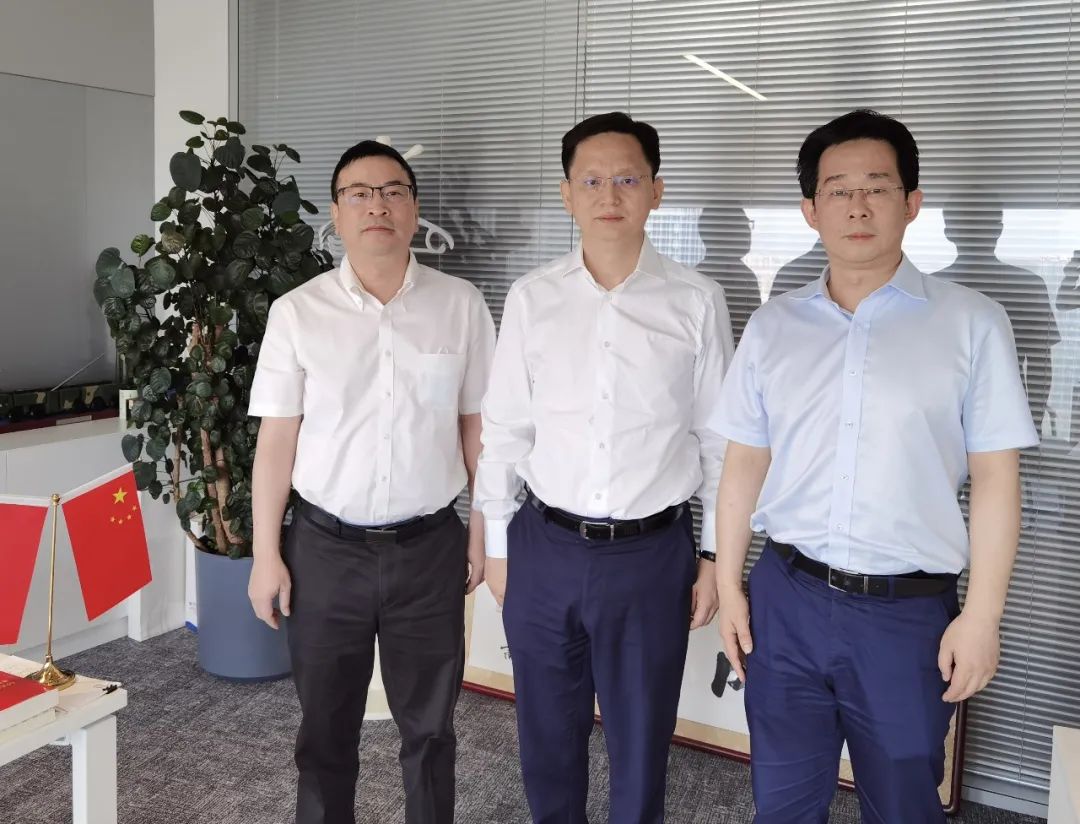 推進(jìn)網(wǎng)絡(luò)整合及廣電5G建設(shè)，福建廣電網(wǎng)絡(luò)相關(guān)領(lǐng)導(dǎo)赴中國廣電集團(tuán)匯報(bào)交流工作