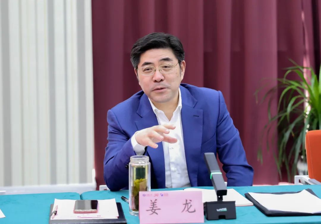 江蘇有線領導調(diào)研江陰分公司智慧廣電項目建設情況 江蘇有線領導調(diào)研江陰分公司智慧廣電項目建設情況